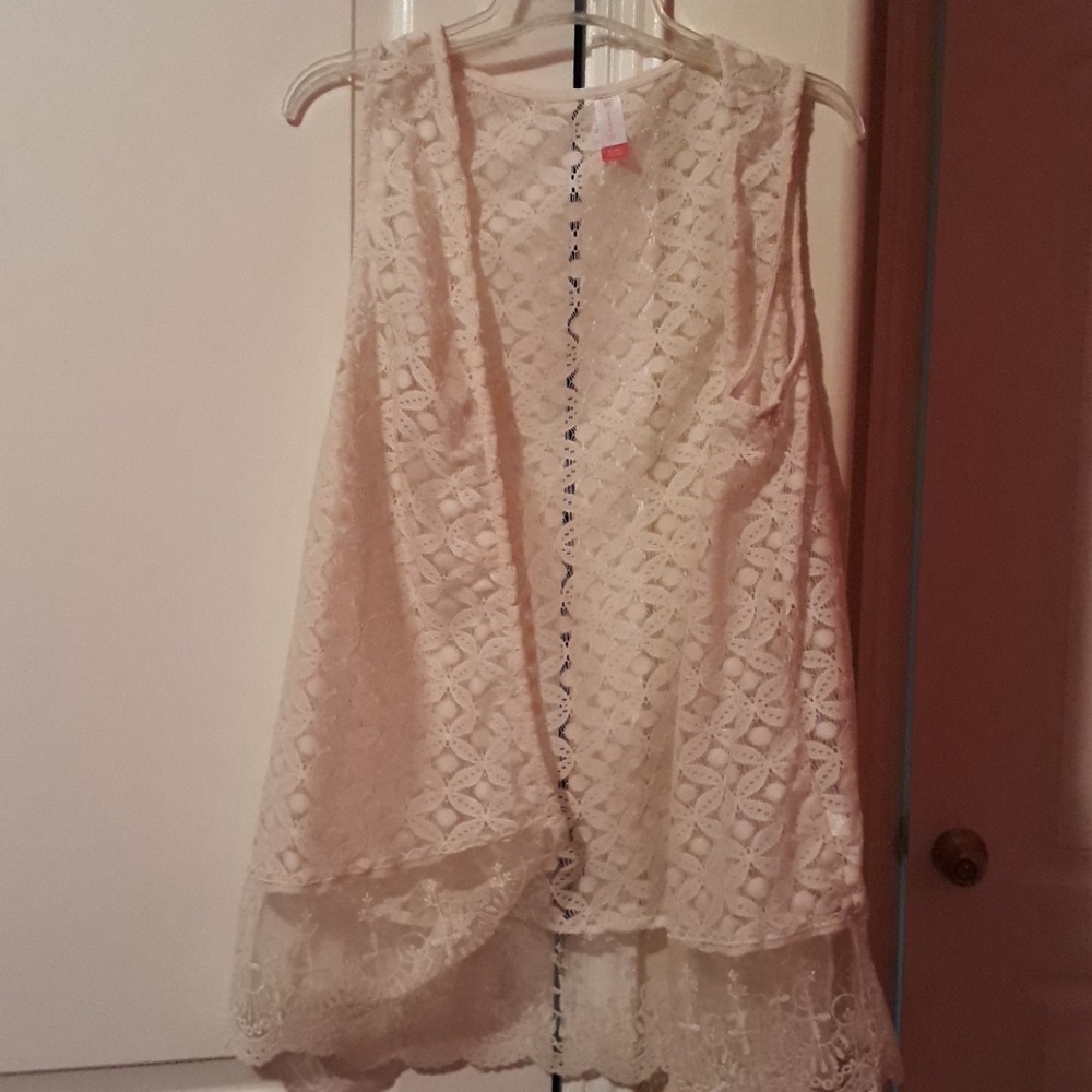 Shawl (Cream, XL 15-17)